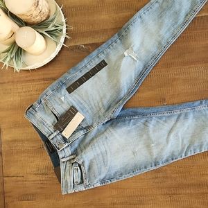 Girlfriend low rise relaxed tapered leg jeans denim banana Republic